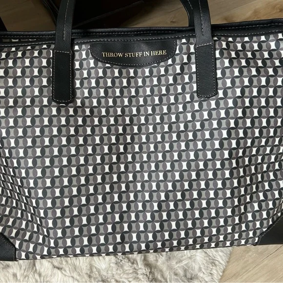 Time and Tru Women's Tote Bag - Picture 3 of 9